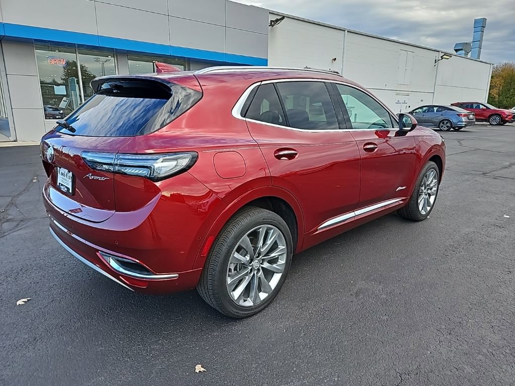 Used 2023 Buick Envision Avenir image 3