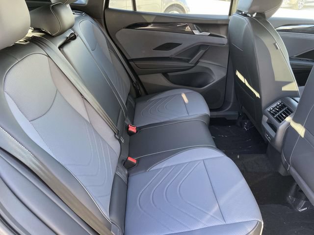 New 2026 Volkswagen Tiguan SE R-Line FWD image 26