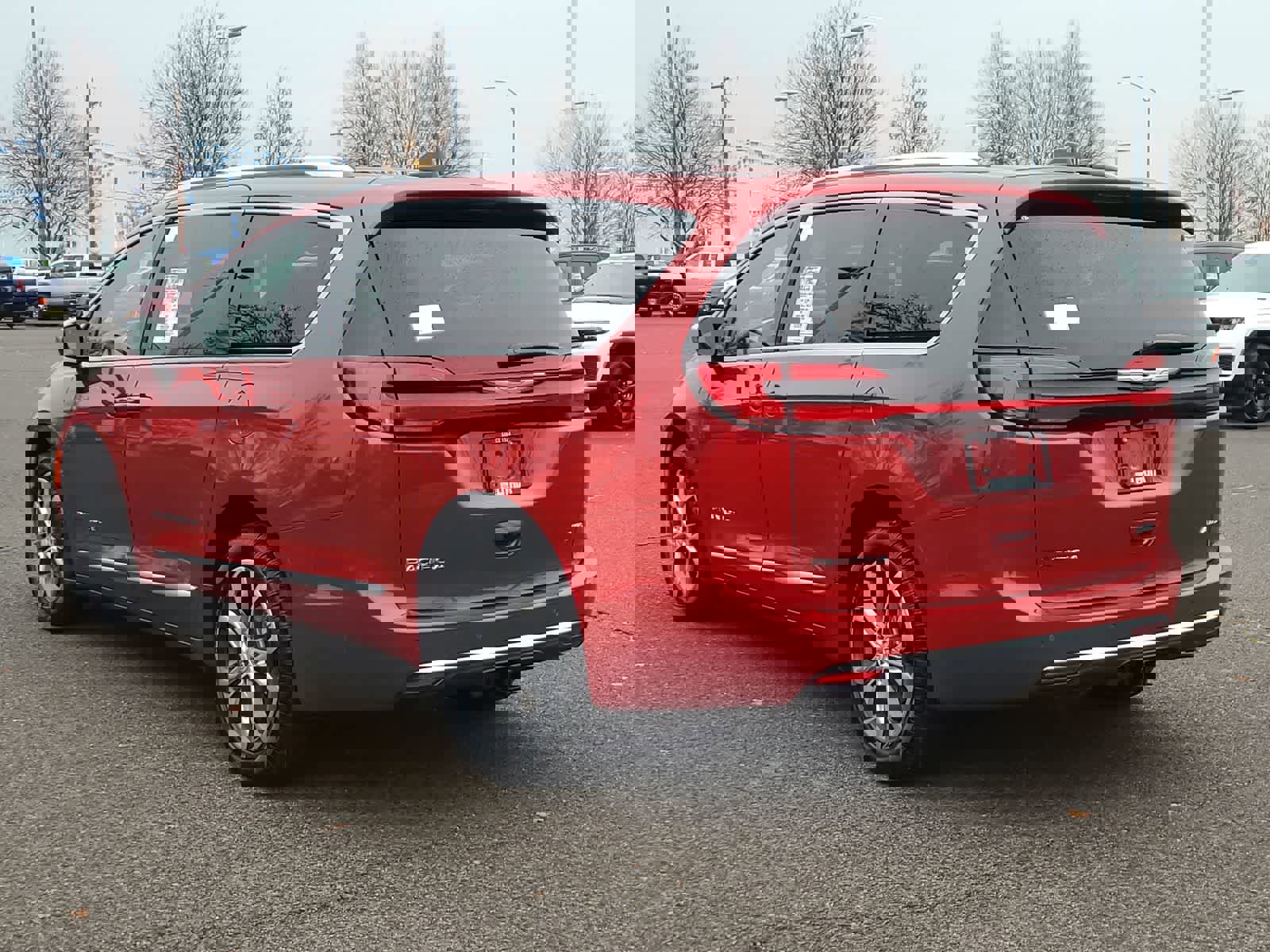 New 2026 Chrysler Pacifica Pinnacle w/ Trailer Tow Group image 12