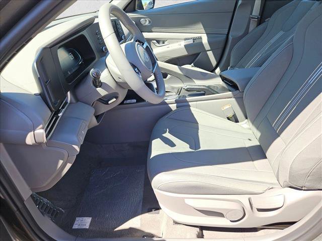 New 2026 Hyundai Elantra Sport image 4