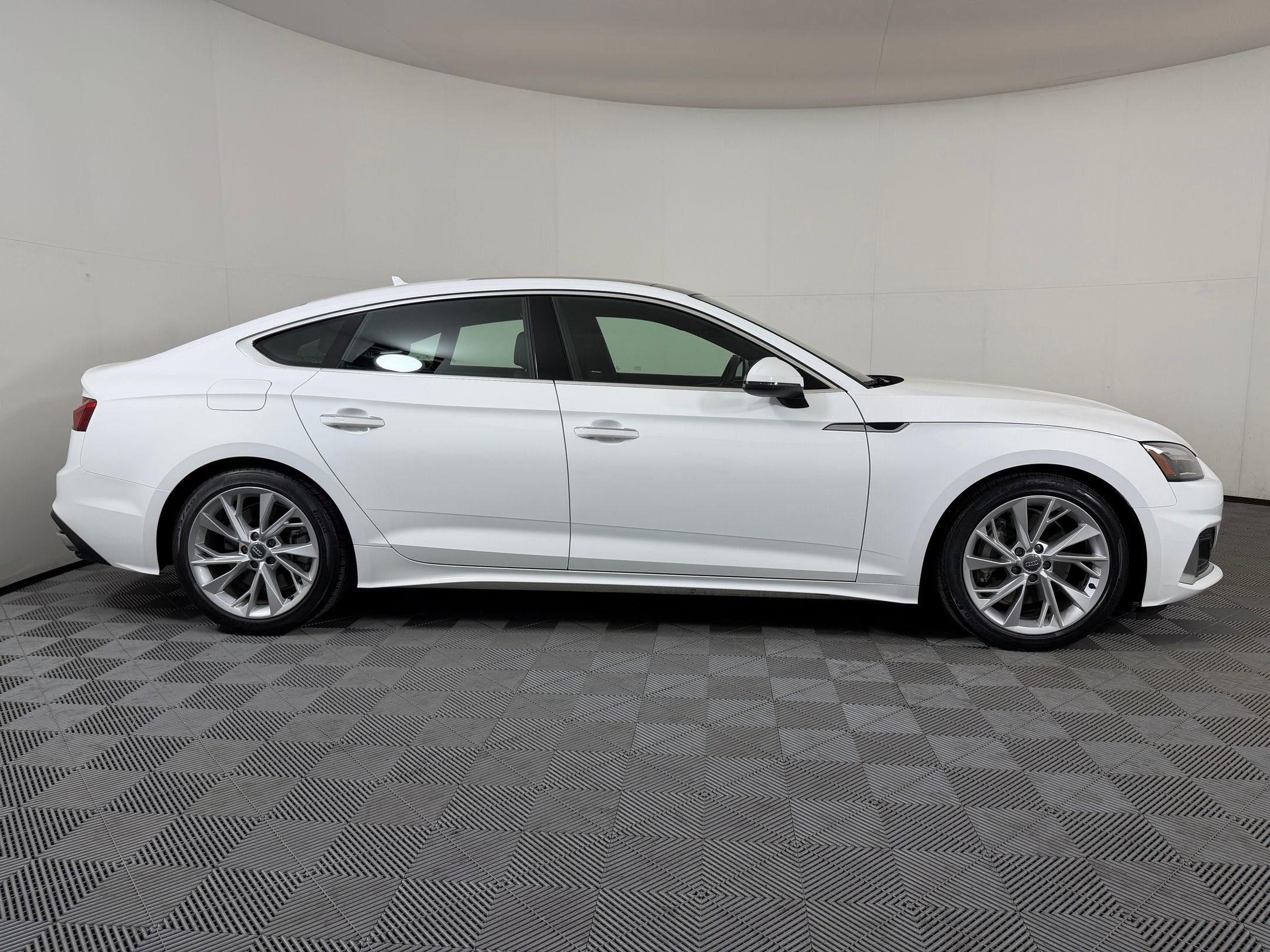 Used 2020 Audi A5 2.0T Premium image 8