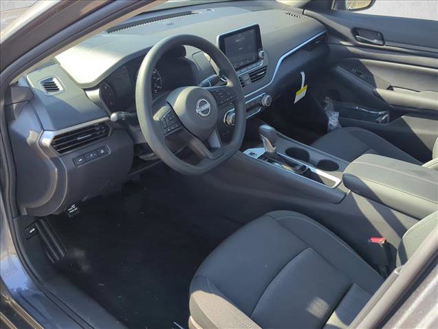 New 2025 Nissan Altima 2.5 S image 9