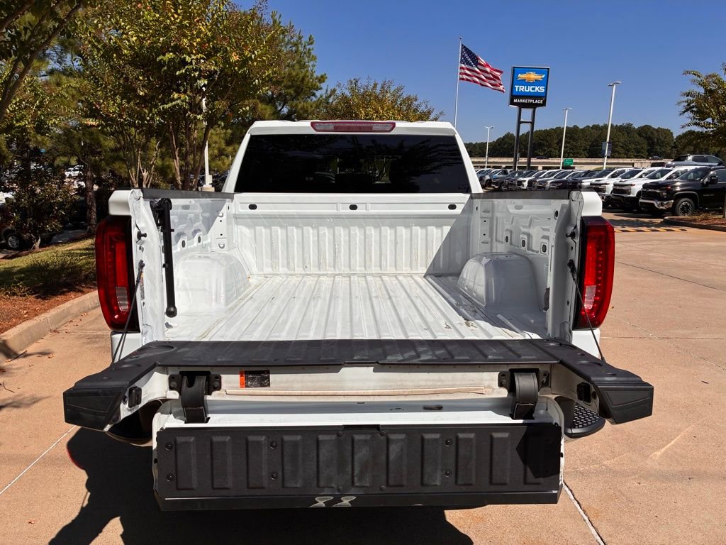 Used 2024 GMC Sierra 1500 SLT image 12