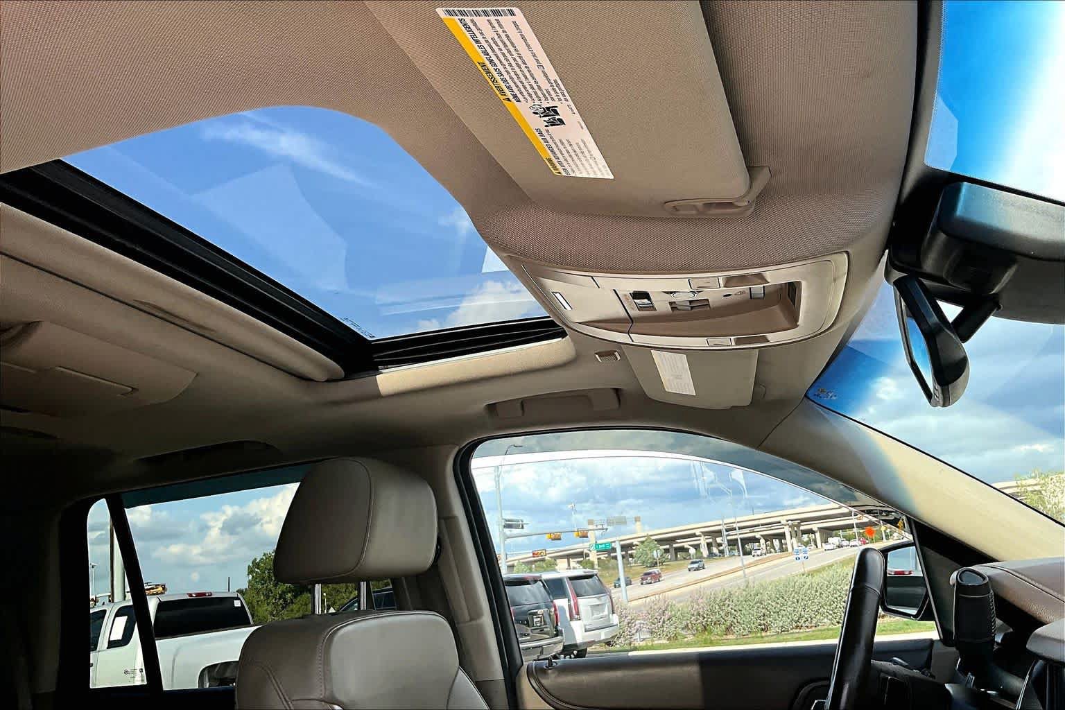 Used 2016 Chevrolet Tahoe LT AWD/4WD image 14
