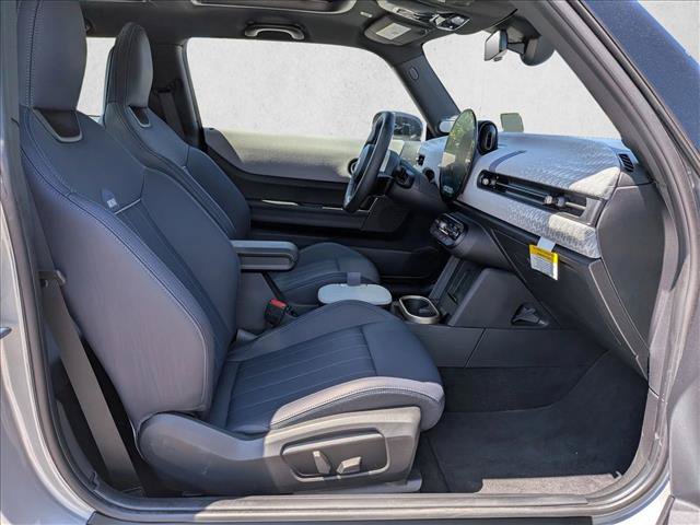 Certified 2025 MINI Cooper 2-Door Hardtop FWD image 21