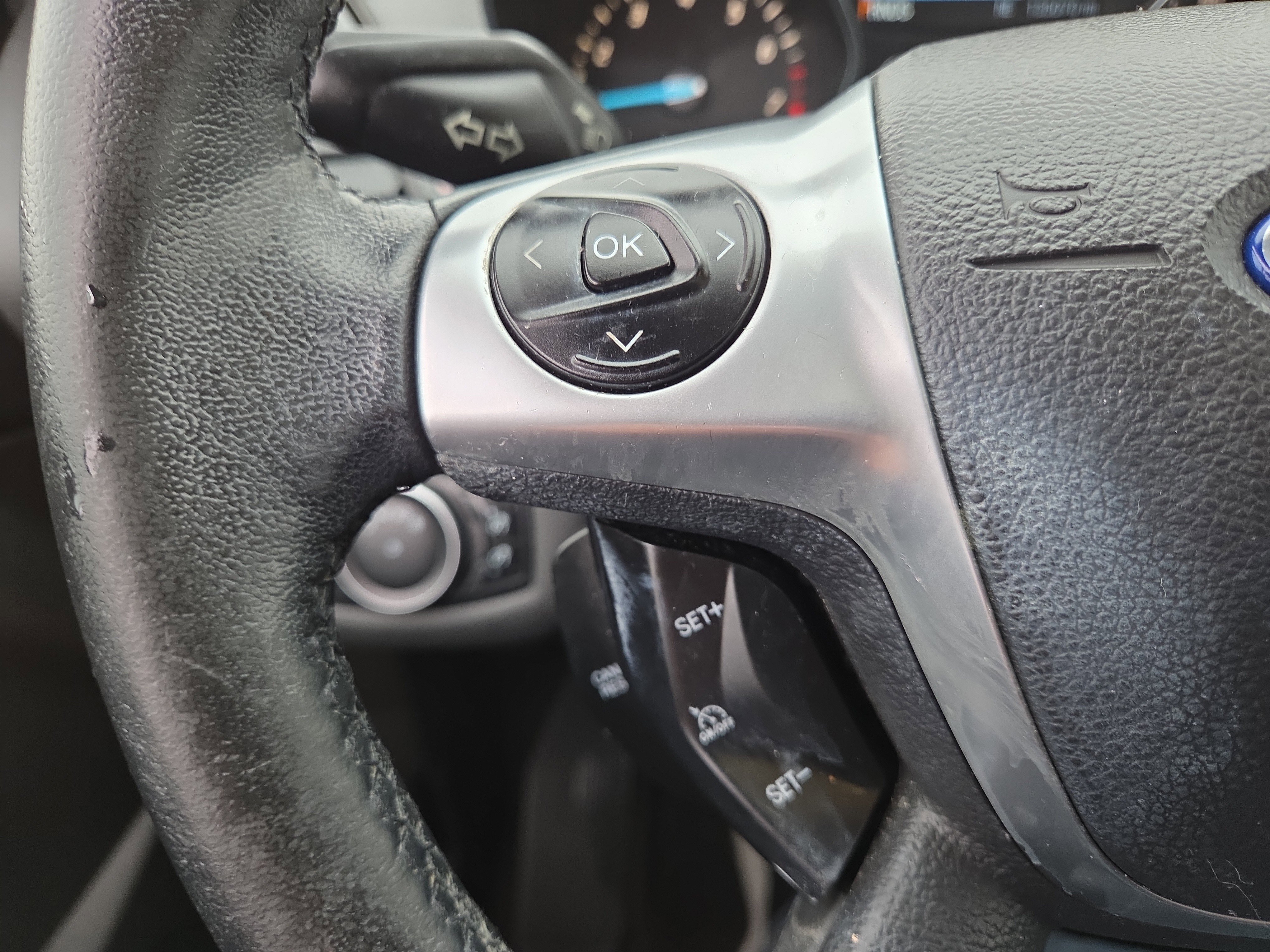 Used 2016 Ford Escape Titanium image 29