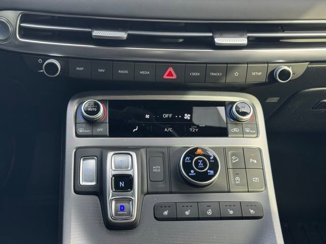 Used 2023 Hyundai Palisade Calligraphy image 32