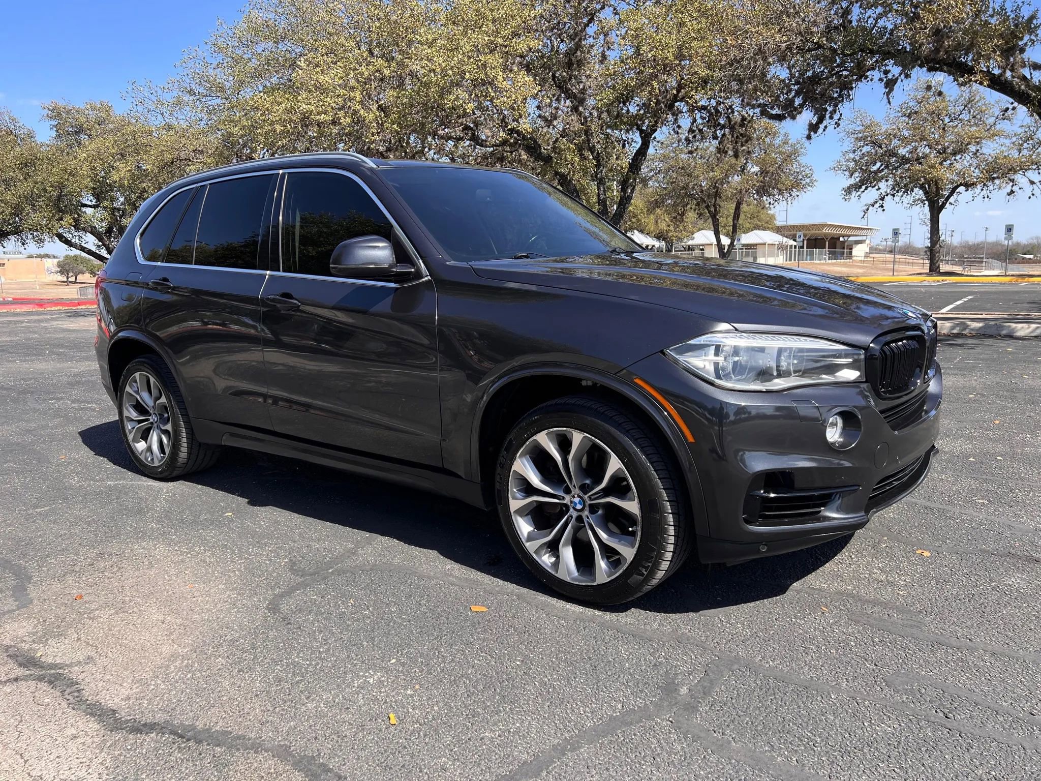 Used 2015 BMW X5 xDrive50i AWD/4WD image 2