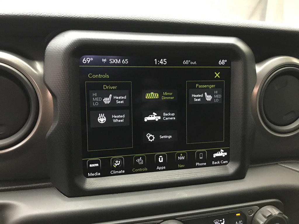 Used 2021 Jeep Gladiator Willys image 14