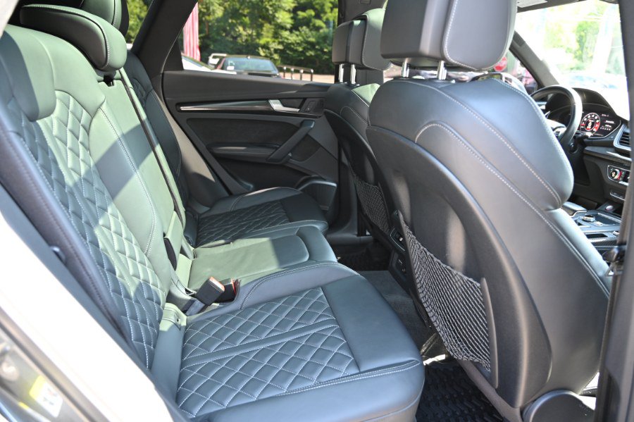 Used 2020 Audi SQ5 Premium Plus w/ Premium Plus Package AWD/4WD image 22