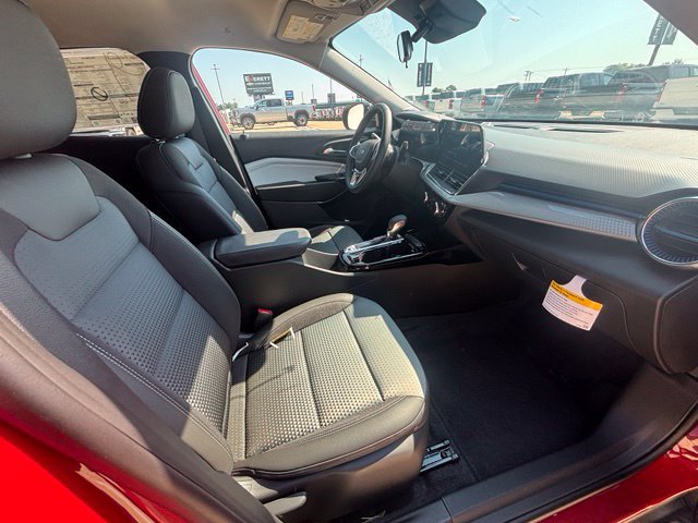New 2026 Chevrolet Trax LT w/ Driver Confidence Package FWD image 16