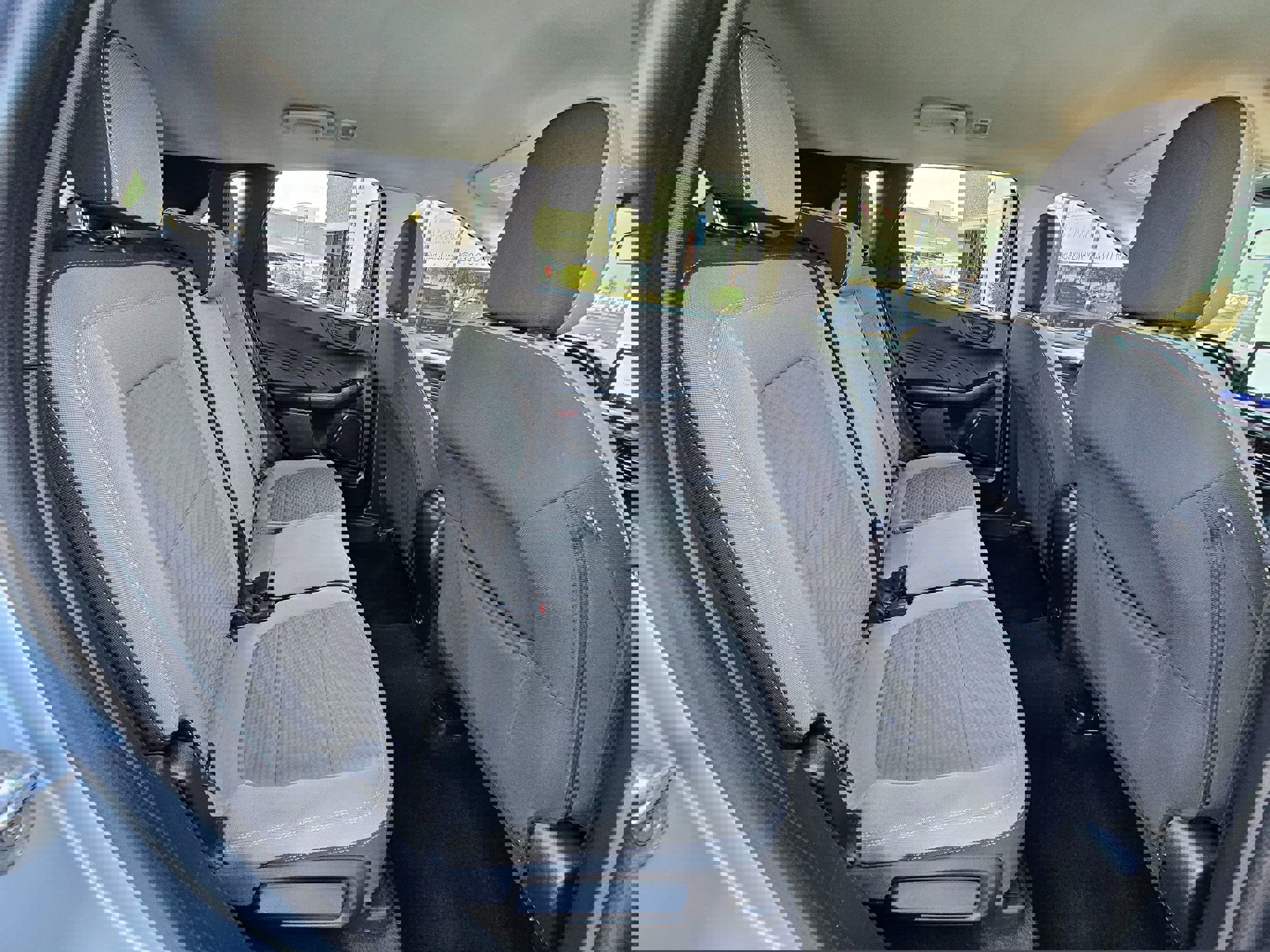 Used 2022 Ford Escape SE image 27