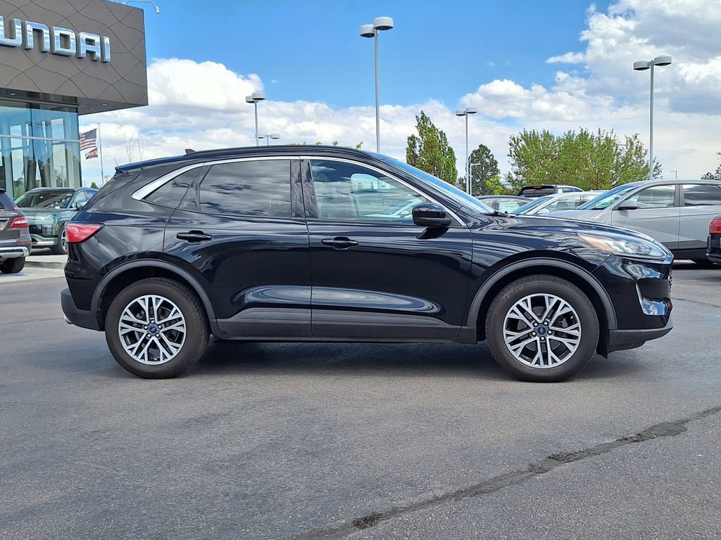 Used 2020 Ford Escape SEL AWD/4WD image 2