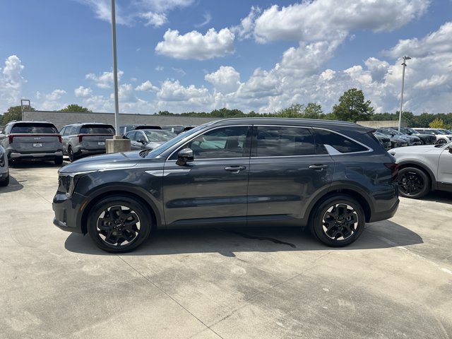 Certified 2024 Kia Sorento S w/ Panoramic Sunroof Package FWD image 9