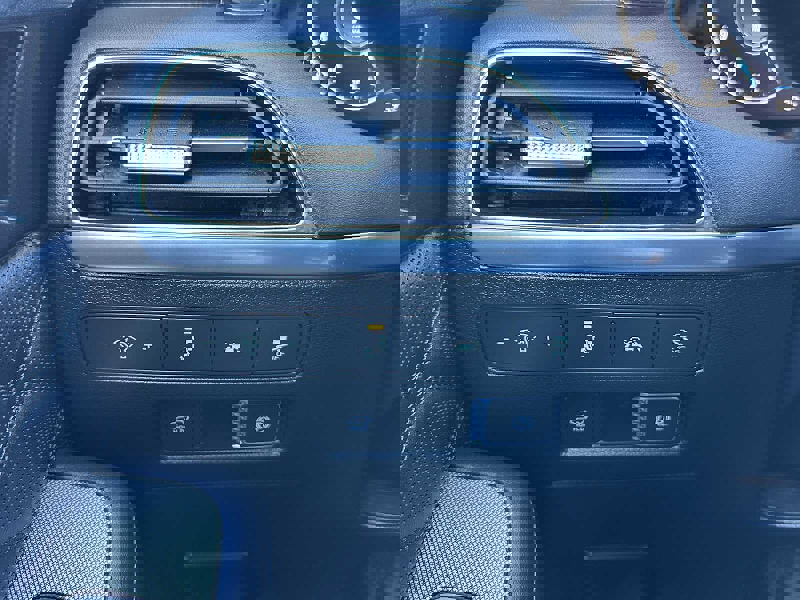 Used 2022 Hyundai Palisade Calligraphy image 36