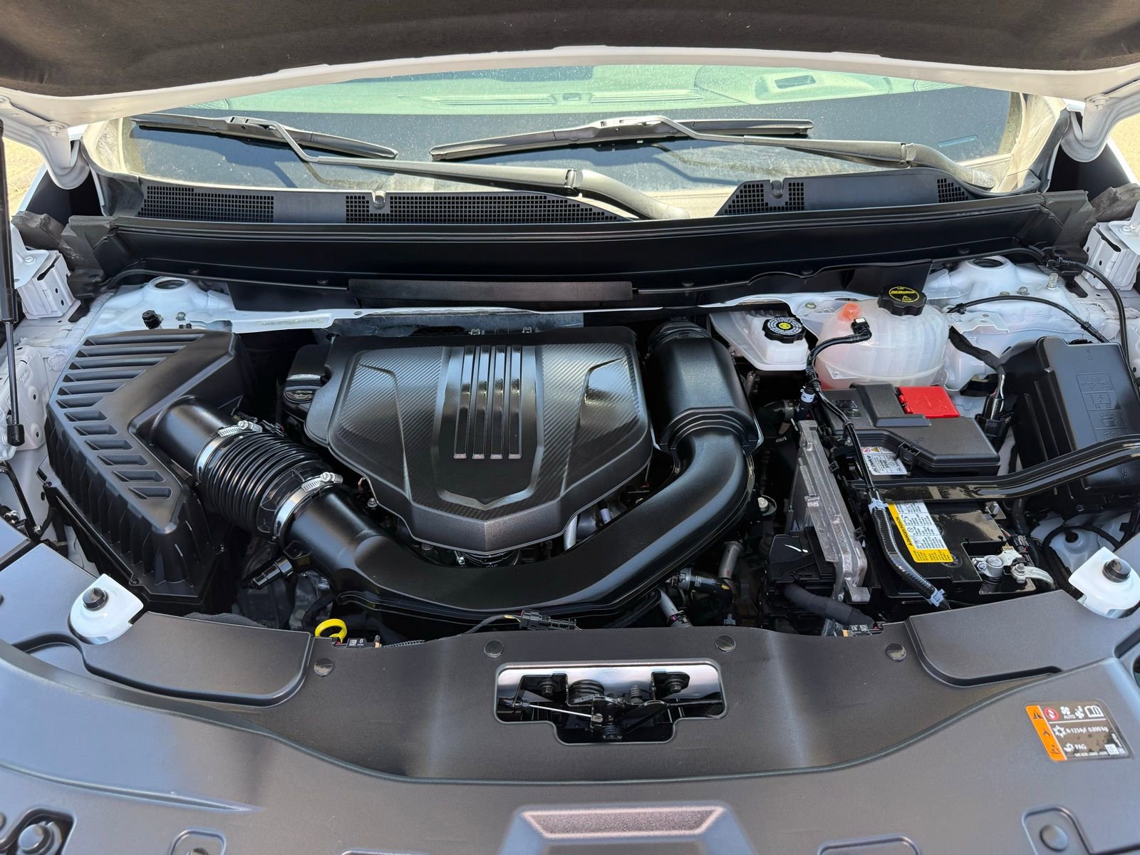 Used 2025 Chevrolet Traverse LT FWD image 43