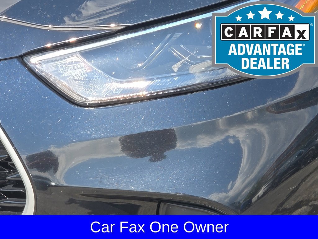 Used 2024 Toyota Highlander XLE AWD/4WD image 7