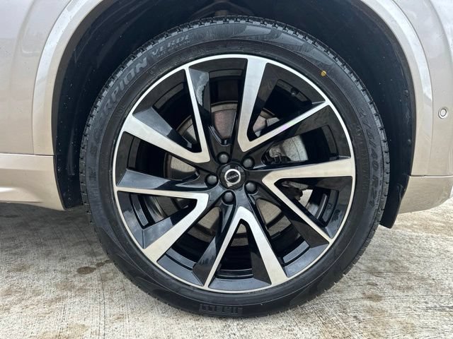 Certified 2023 Volvo XC90 B6 Plus AWD/4WD image 11