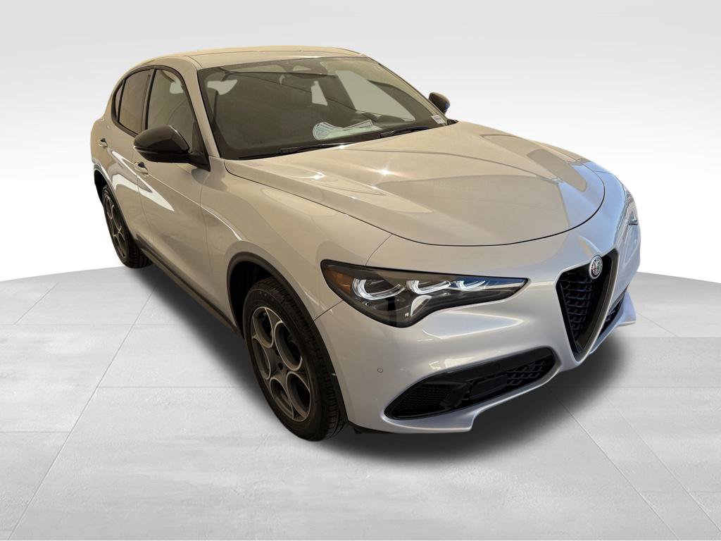 New 2026 Alfa Romeo Stelvio Sprint w/ Convenience Package AWD/4WD image 7