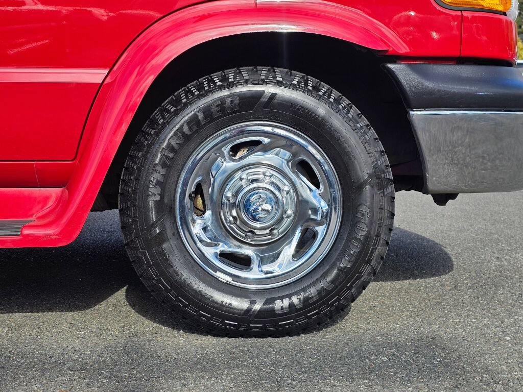 Used 2000 Dodge B2500 RWD image 32