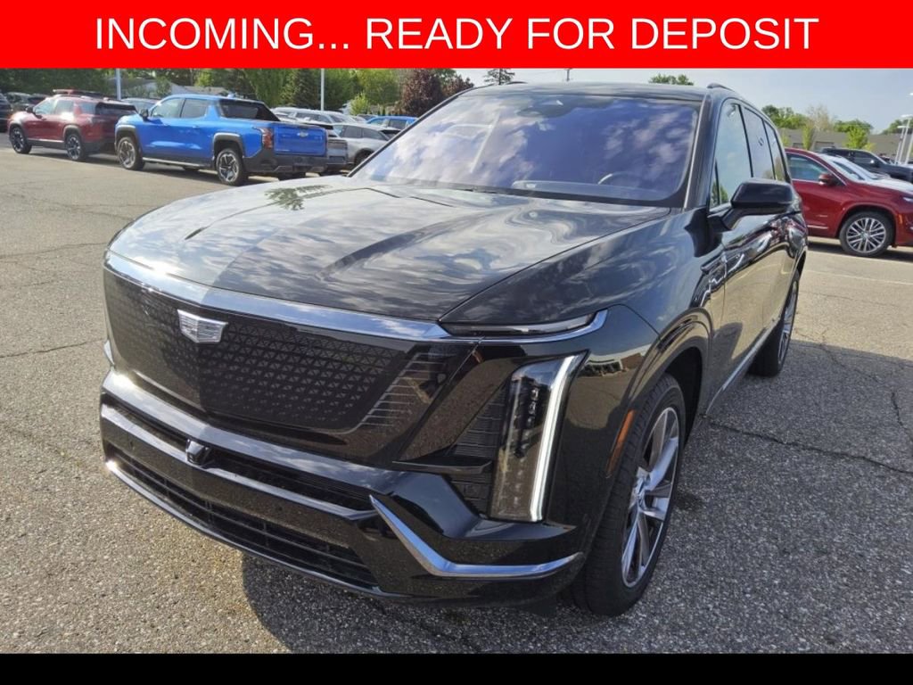 Used 2026 Cadillac Vistiq Premium Luxury w/ LPO, Floor Liner Package AWD/4WD image 1