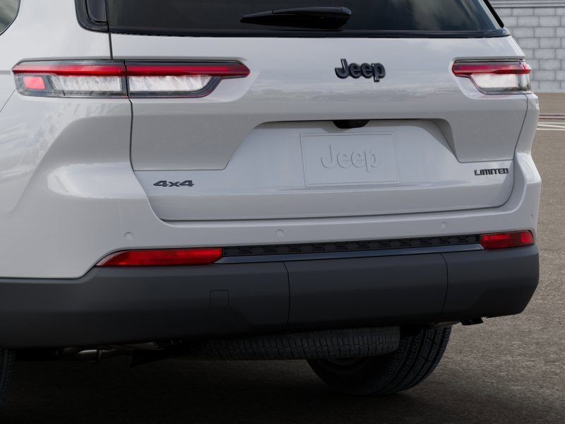 New 2025 Jeep Grand Cherokee L Limited w/ Black Appearance Package image 13