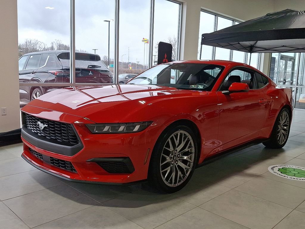 Used 2024 Ford Mustang Premium image 3