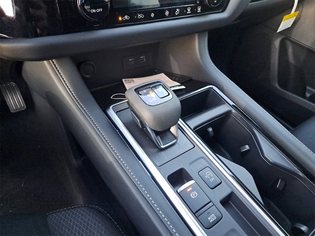 New 2025 Nissan Pathfinder SV w/ Cargo Package image 9