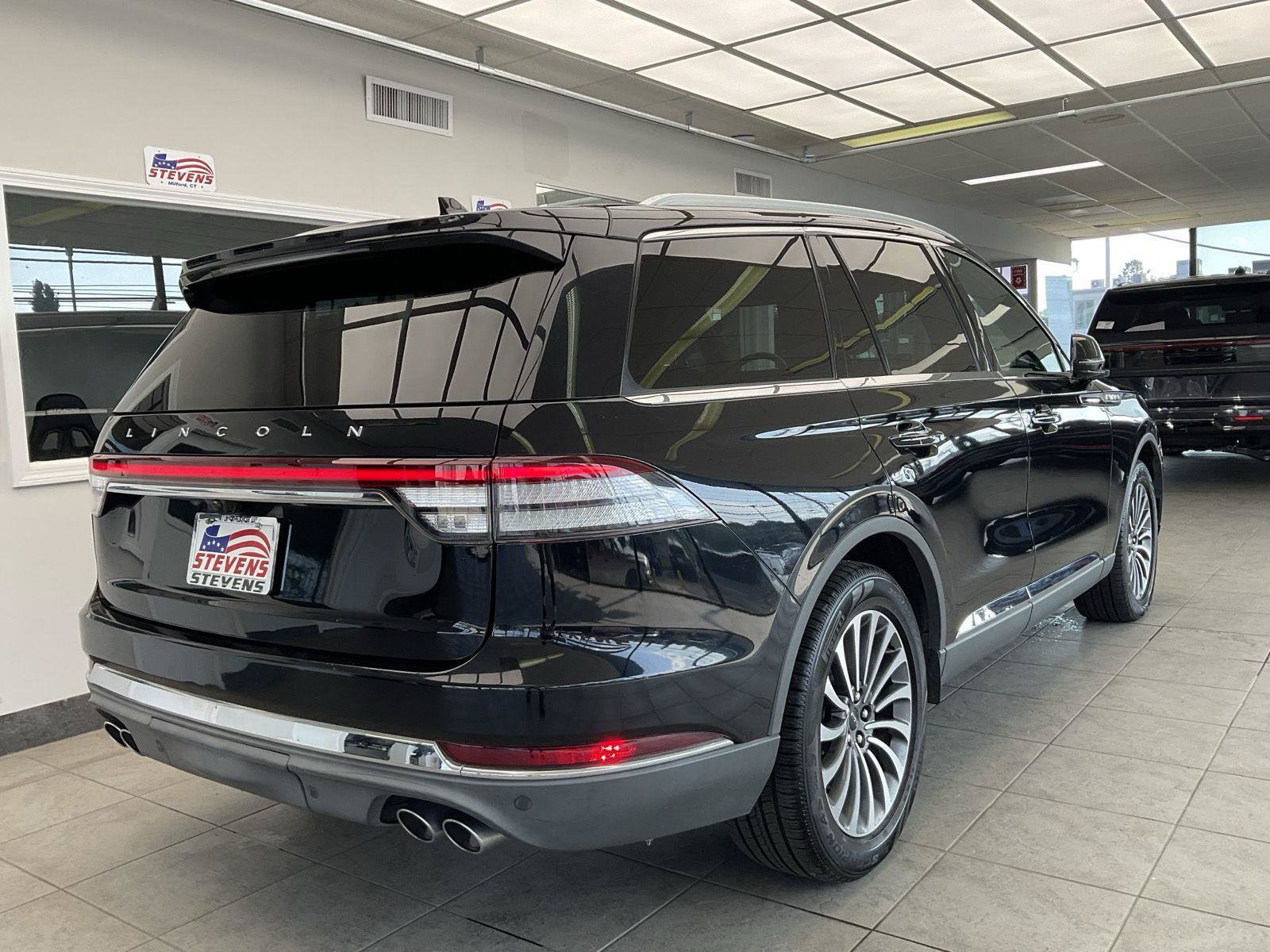 Used 2020 Lincoln Aviator Reserve w/ Elements Package Plus AWD/4WD image 5