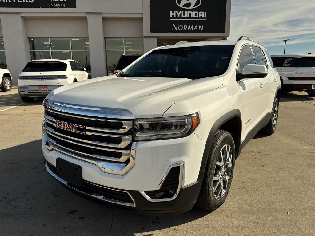 Used 2023 GMC Acadia SLT image 1