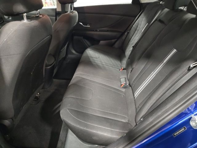 Used 2021 Hyundai Elantra SEL w/ Convenience + Premium Package image 13