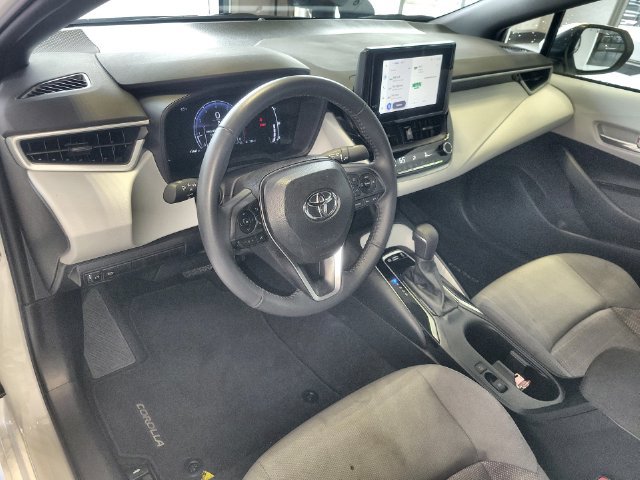 Used 2026 Toyota Corolla SE FWD image 14