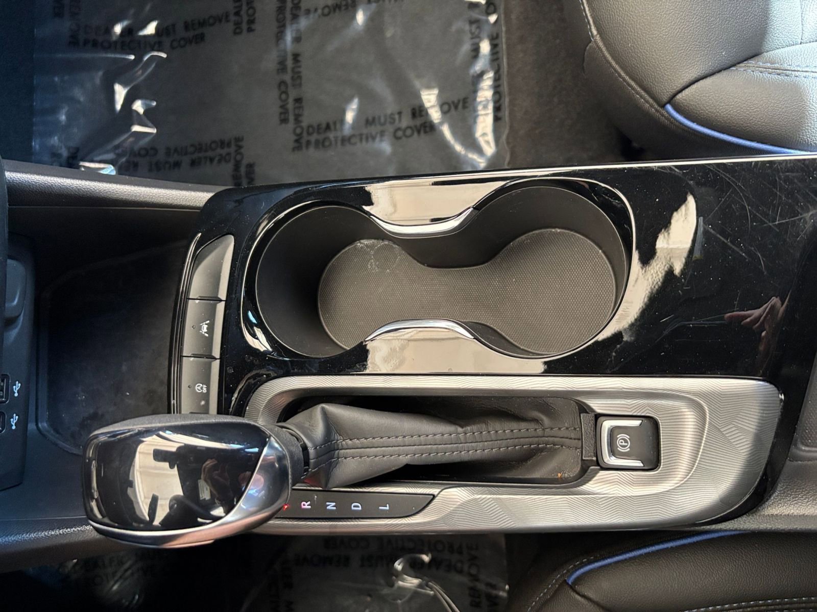 Used 2025 Buick Envista Sport Touring image 39