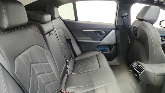 Used 2025 BMW i5 eDrive40i w/ M Sport Package image 25