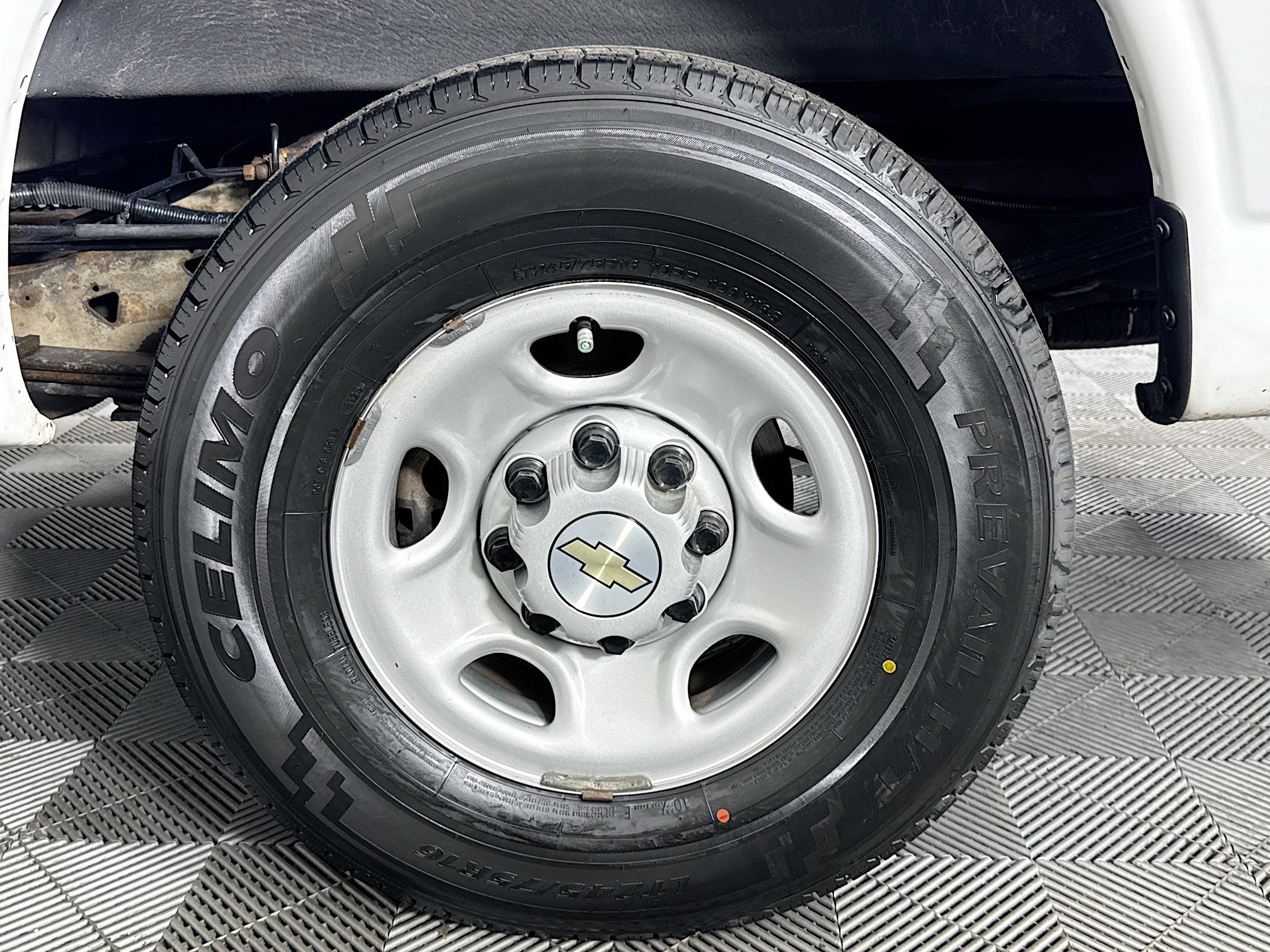 Used 2022 Chevrolet Express 2500 Work Van image 28