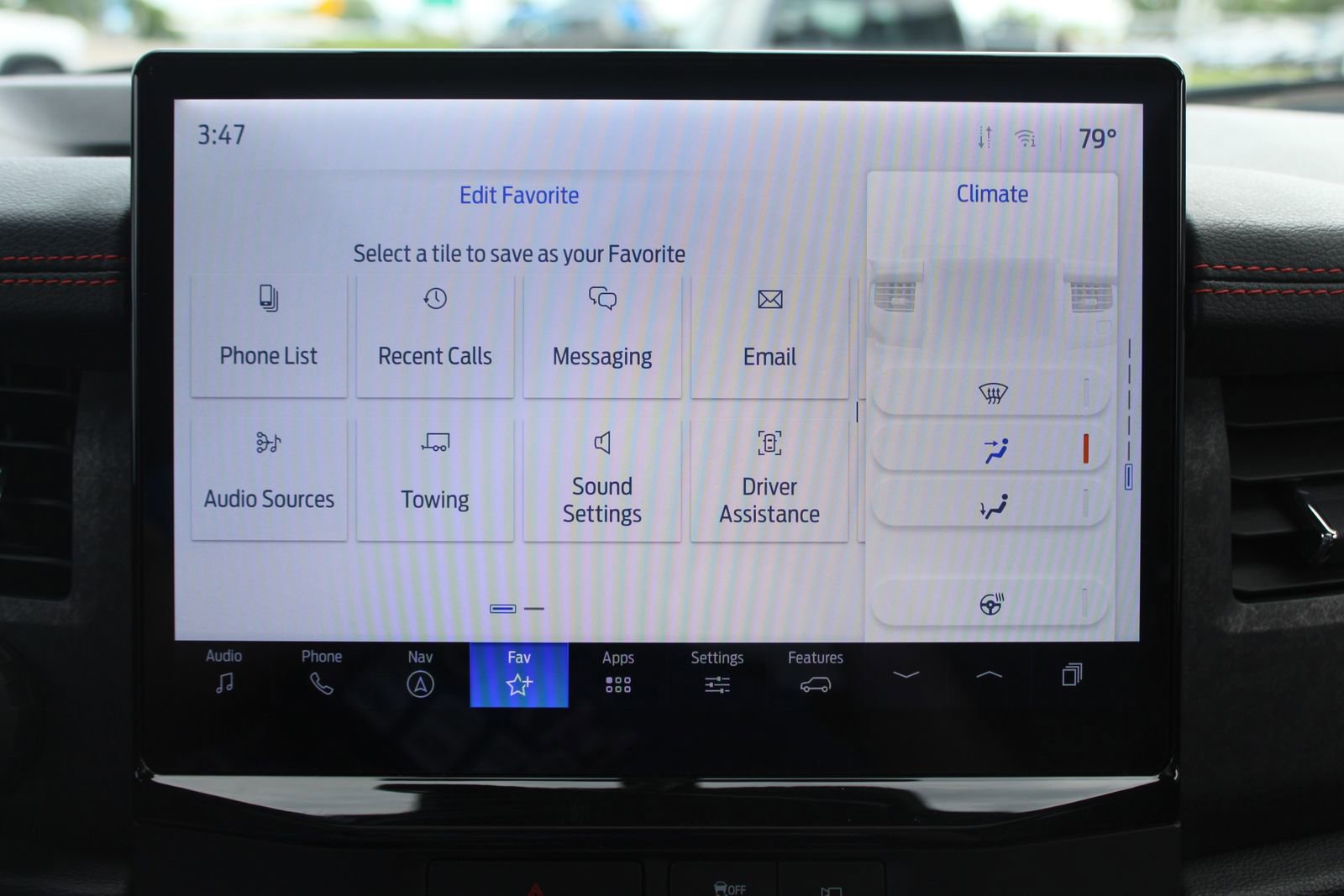 Used 2023 Ford Expedition Limited AWD/4WD image 41