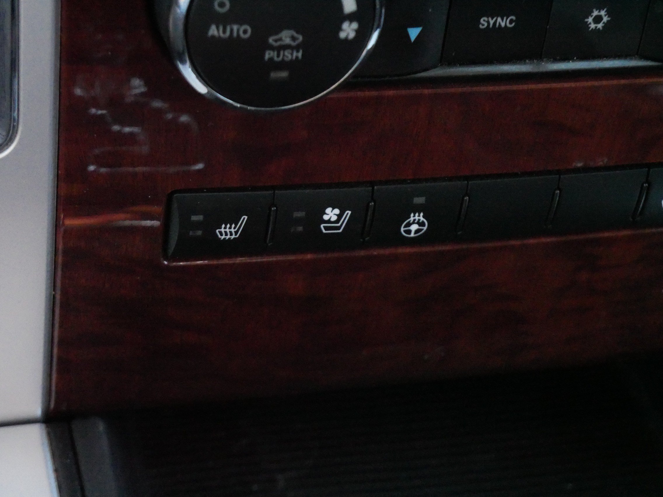 Used 2012 RAM 1500 Laramie w/ Protection Group AWD/4WD image 28