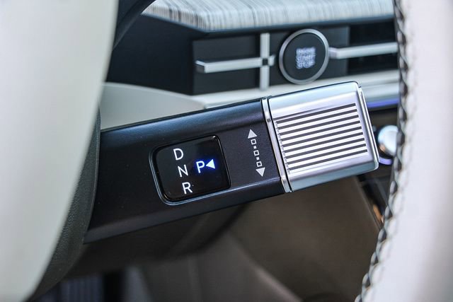 New 2025 Hyundai Santa Fe Calligraphy image 26