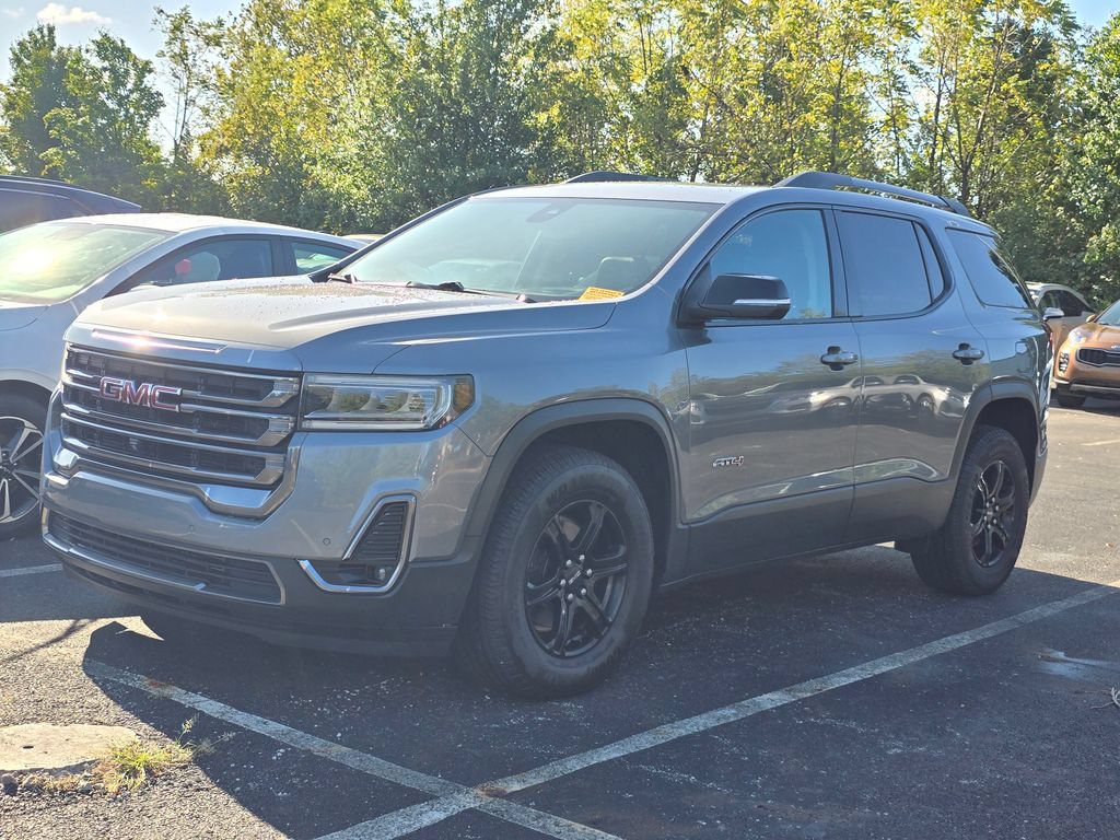Used 2021 GMC Acadia AT4 w/ Technology Package AWD/4WD image 3