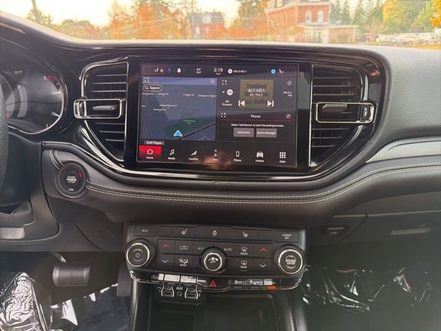Used 2022 Dodge Durango GT image 18
