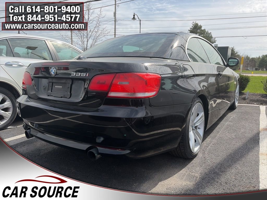 Used 2010 BMW 335i Convertible image 5