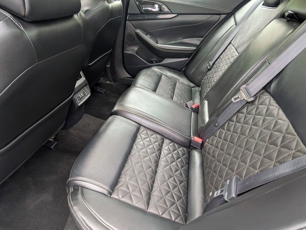 Used 2022 Nissan Maxima Platinum w/ Sport Mat Group FWD image 20