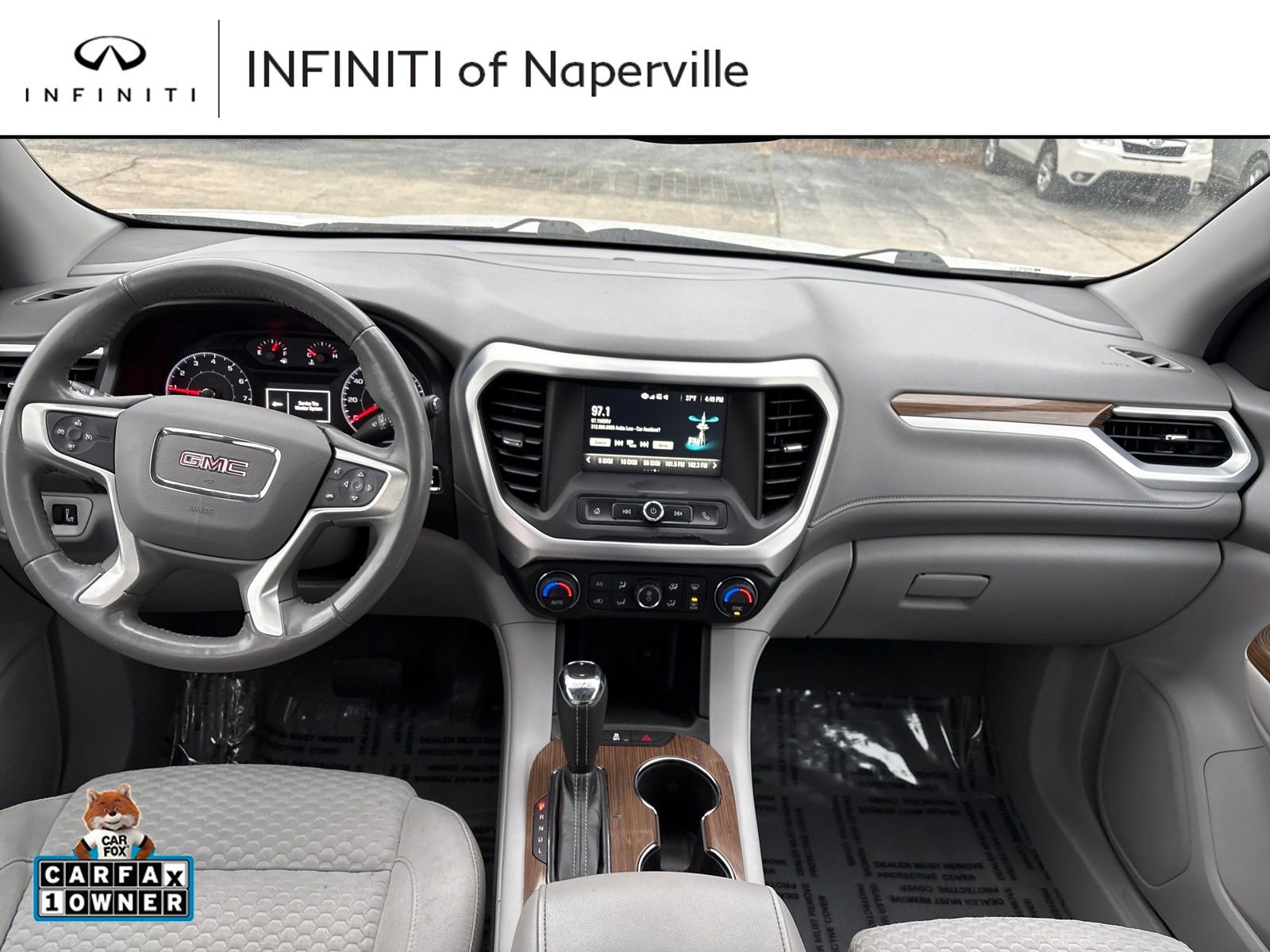 Used 2017 GMC Acadia SLE image 12