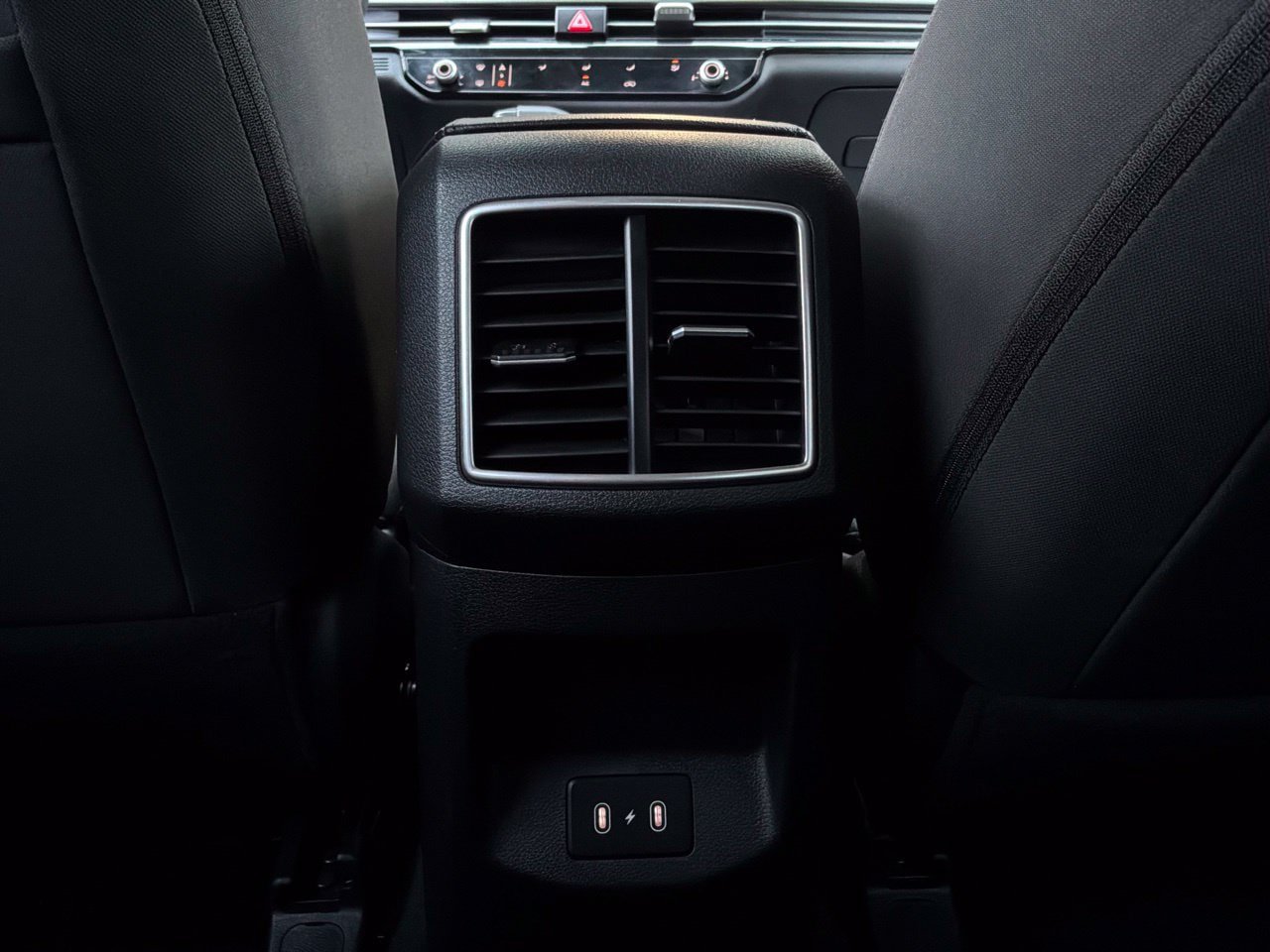 Used 2026 Kia Sportage LX FWD image 12