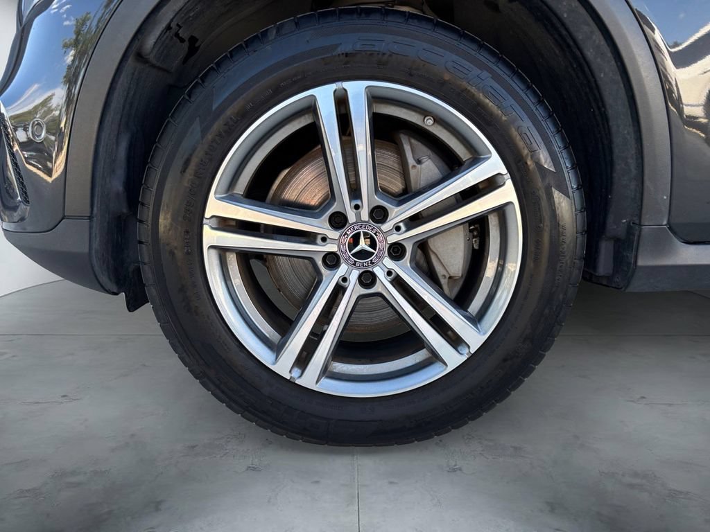 Used 2021 Mercedes-Benz GLC 300 w/ Premium Package image 15
