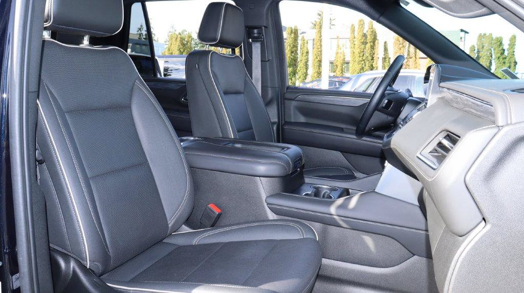 Used 2023 GMC Yukon SLT w/ SLT Premium Package AWD/4WD image 23