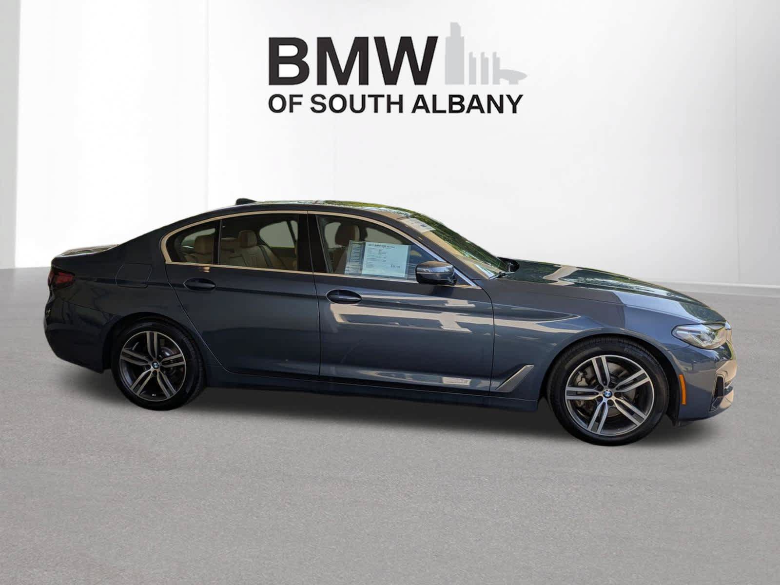 Certified 2023 BMW 530i xDrive w/ Premium Package AWD/4WD image 2