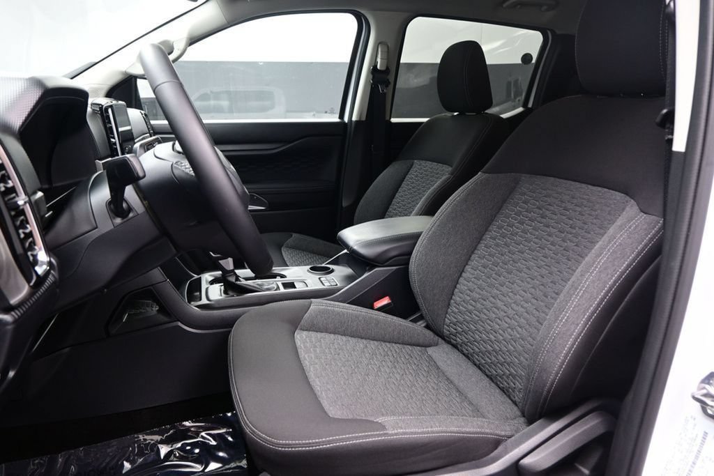 Used 2025 Ford Ranger XLT RWD image 9