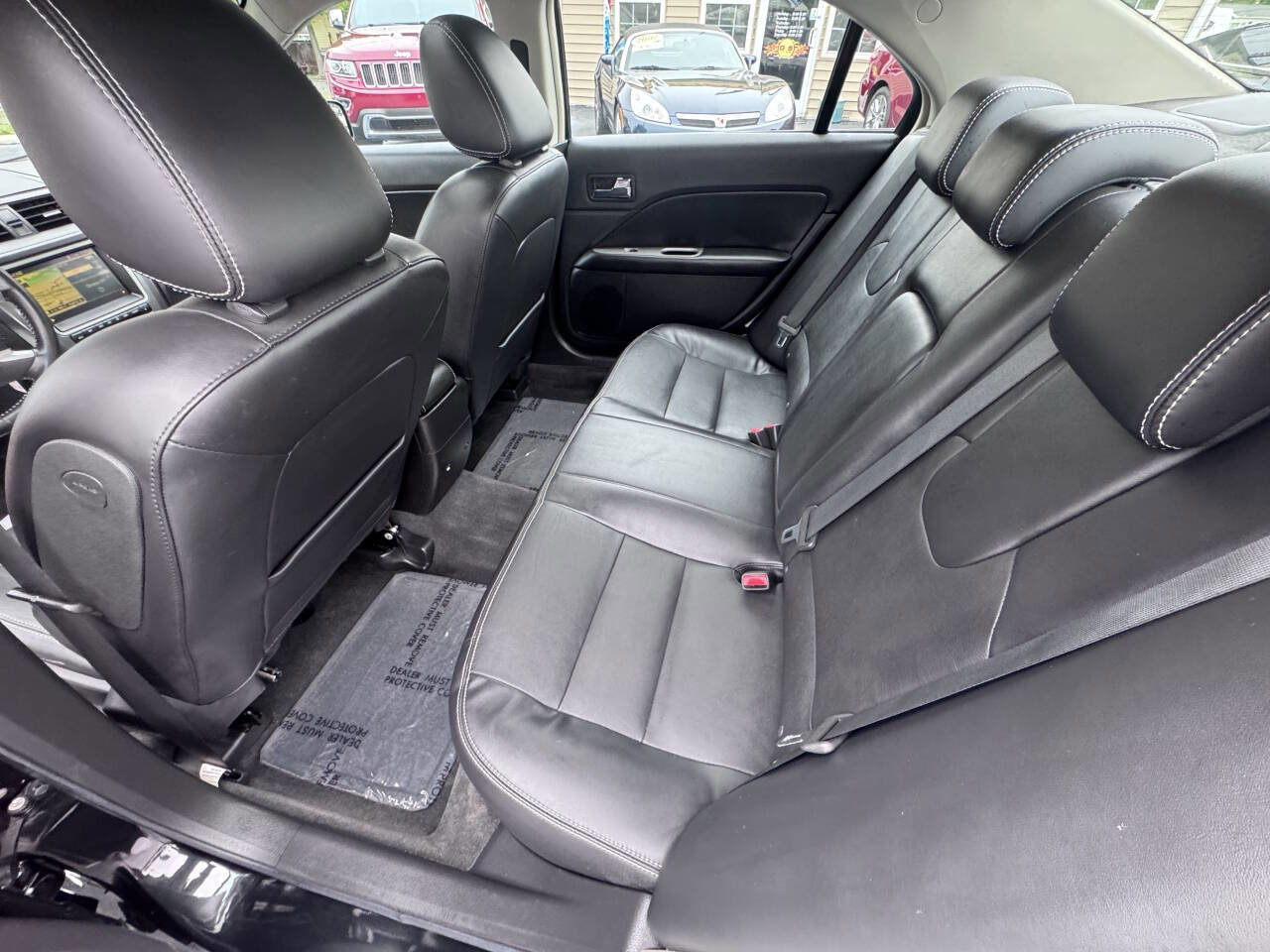Used 2010 Ford Fusion SEL FWD image 25