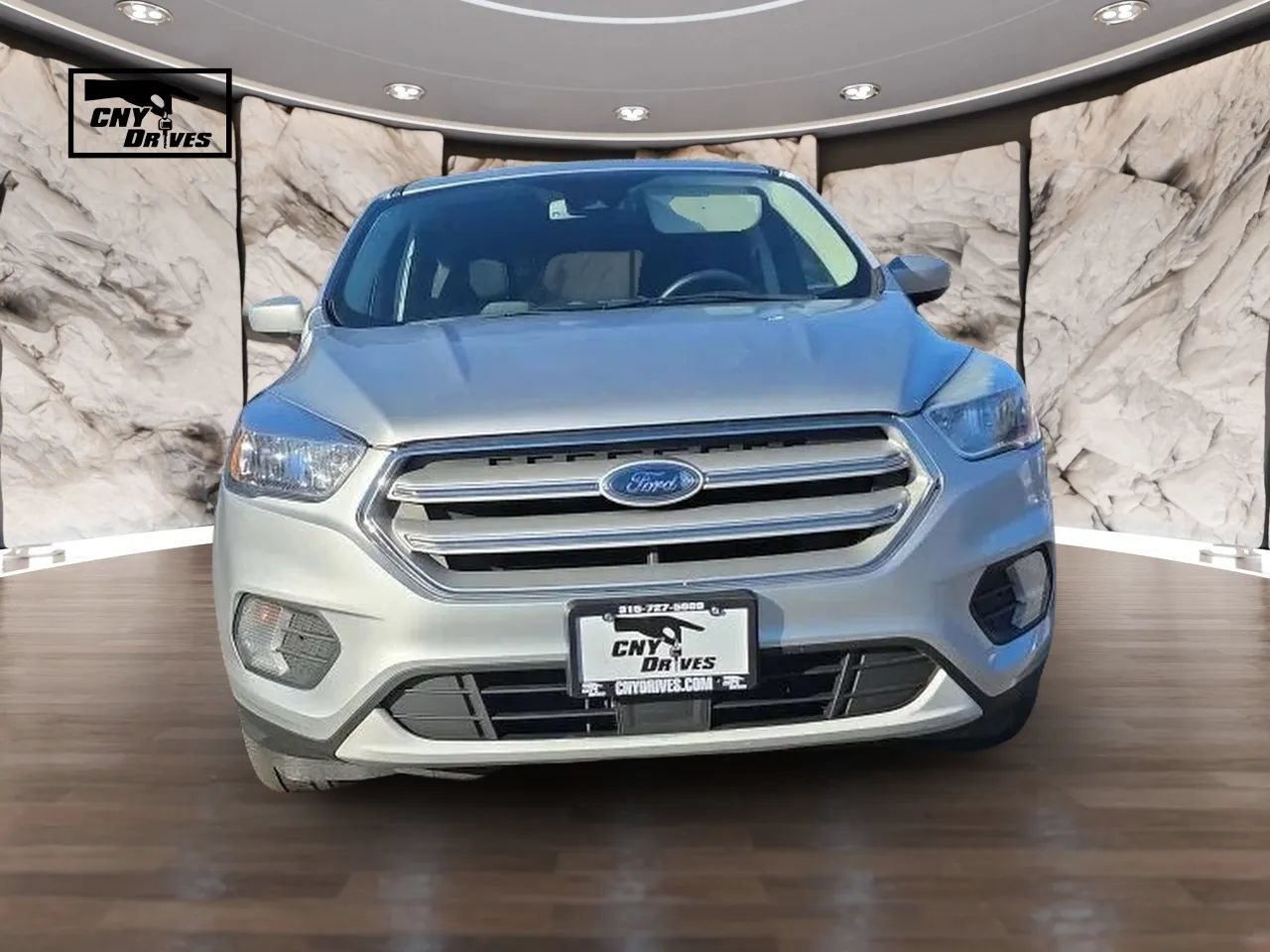 Used 2019 Ford Escape SE AWD/4WD image 2
